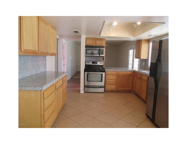 Photo - 2131 E Palmcroft Dr