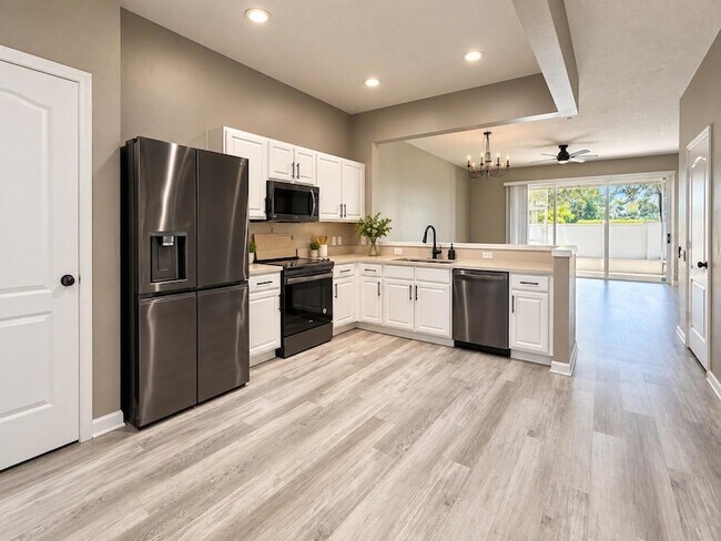 5032 Pond Ridge Dr