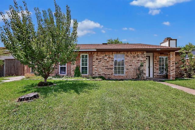 Building Photo - 1425 Brazos Dr Rental