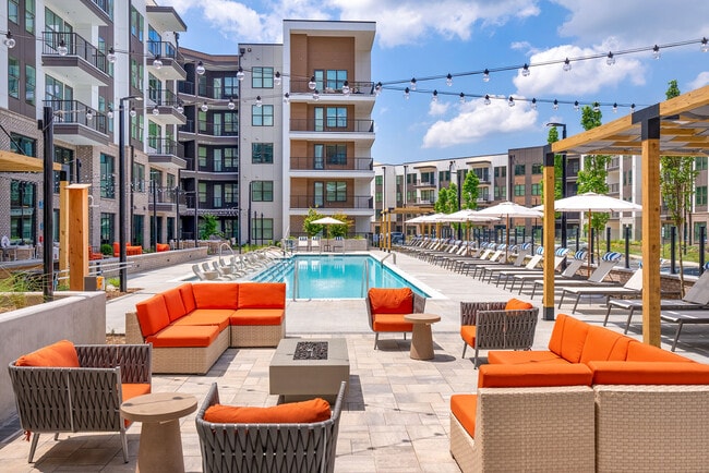 Photo - Ellison at the Preserve