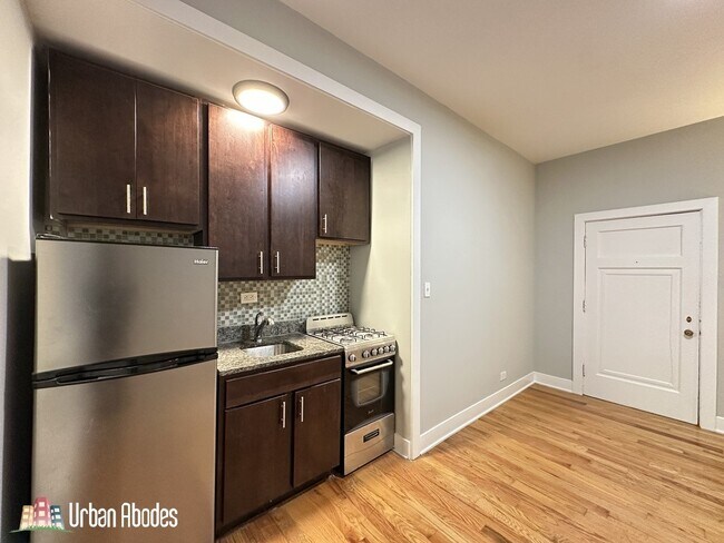 Photo - 4342 N Damen Ave Unit H01F