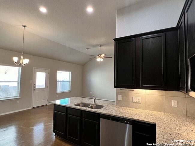 Photo - Come Home to Comfort & Style in Seguin!