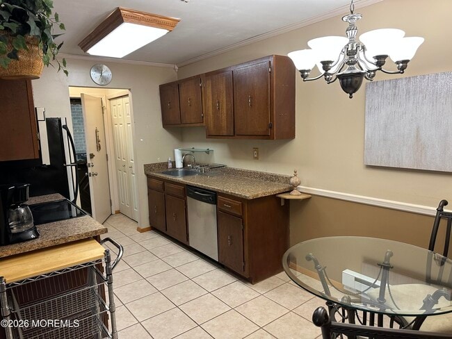 Photo - 12 Pine Cluster Cir