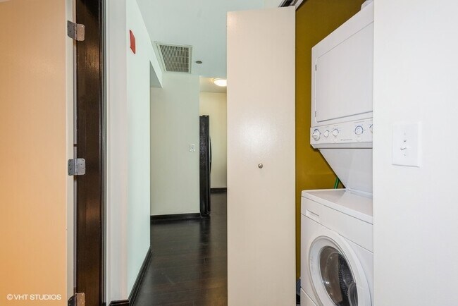 Photo - 130 N Garland Ct Unit 2708