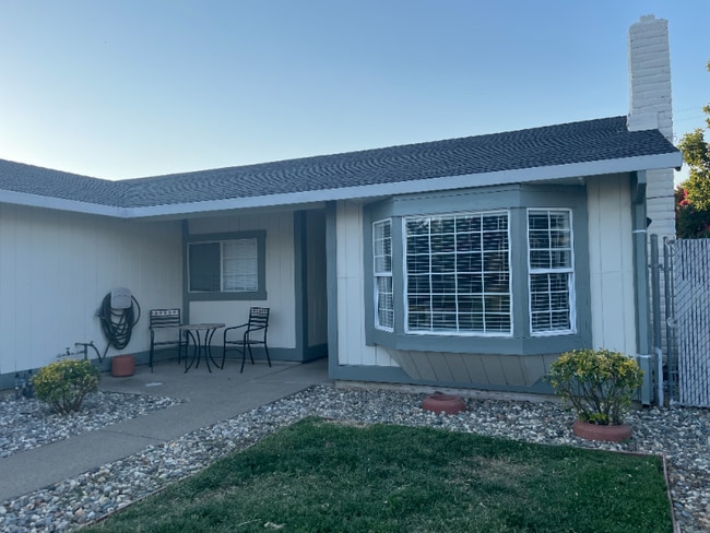 Photo - 8907 Amerigo Ave