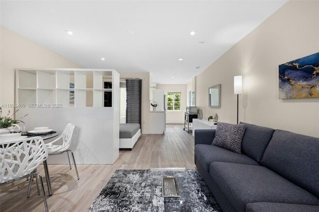 Photo - 1241 14th St Unit 4