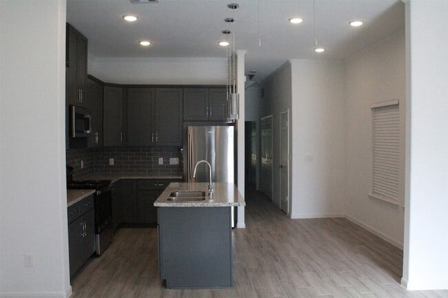 Photo - 3714 Easy St Unit B