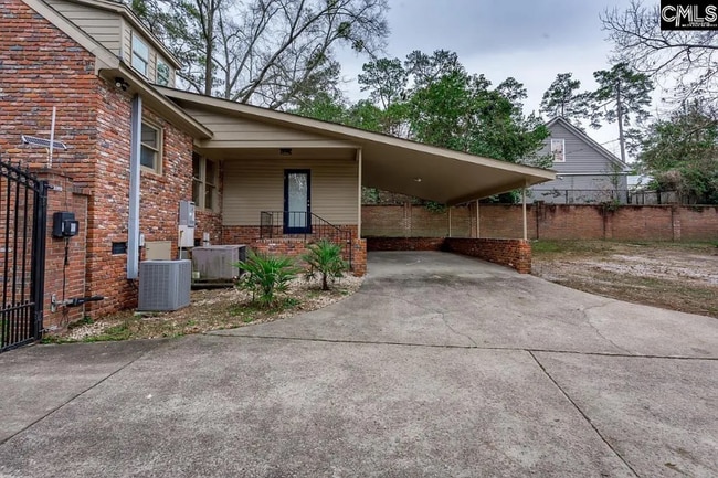 Photo - 1151 Beltline Blvd