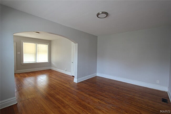 Photo - 3969 Wilmington Ave Unit 1st fl