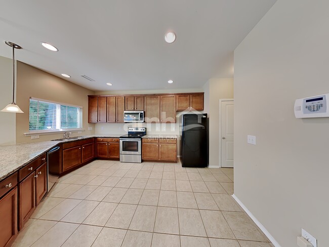 Photo - 253 Averasboro Dr