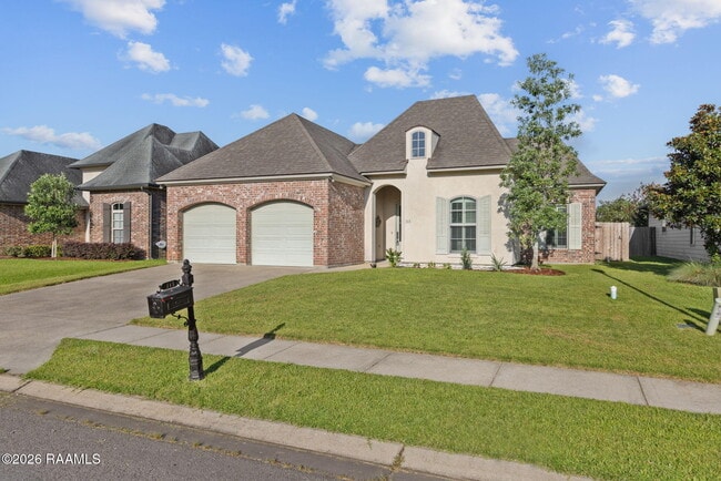 Photo - 113 Beauchamp Ln