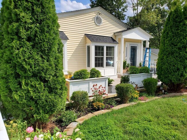 Photo - 5845 Reservoir Heights Ave