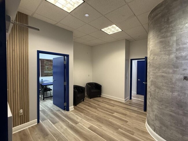 Photo - 8751 Commodity Cir