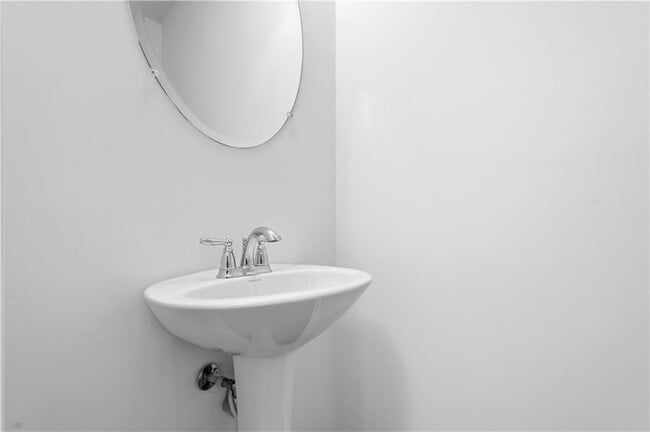 Photo - 2384 Belmont Pl