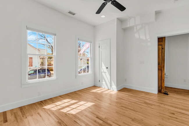 Photo - 40 Poinsett St Unit A