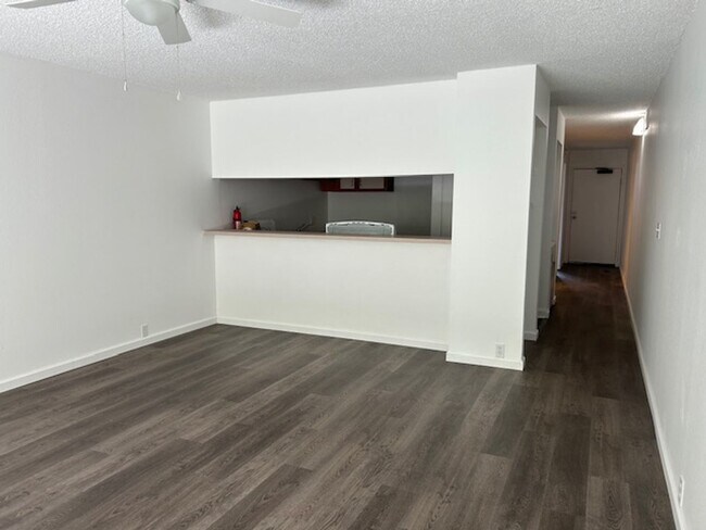 Photo - One Bedroom, One Bath Unit in  Kailua Bay ...