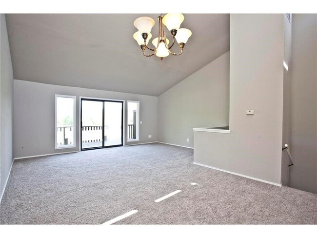 Photo - 14 Shakespeare Dr