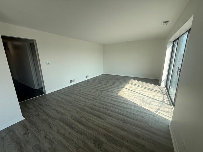 Photo - 2300 N Harlem Ave