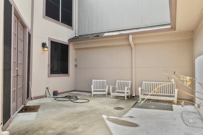 Building Photo - 668 N Eldridge Pkwy