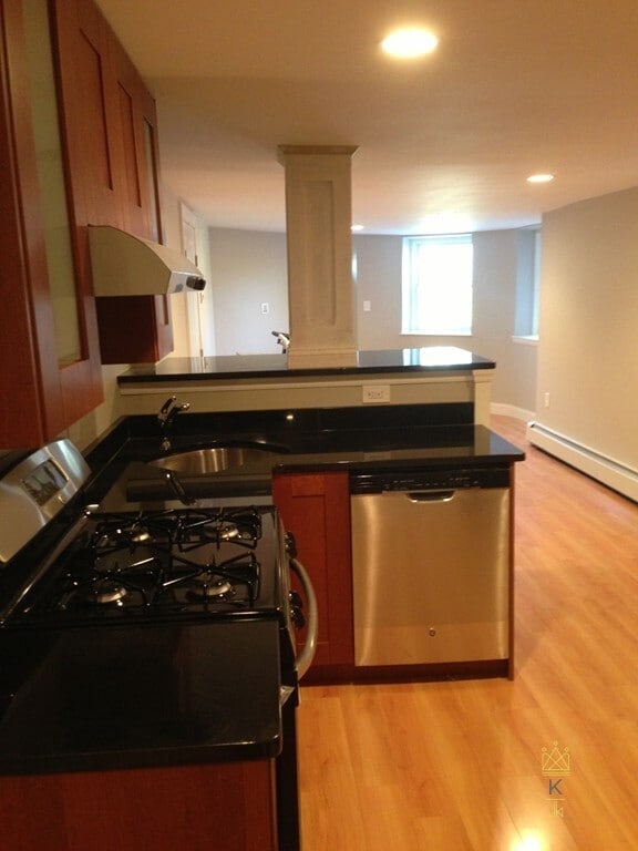 Photo - 672 Washington St Unit A