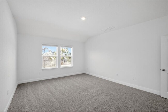 Photo - 289 Rivers Edge Dr