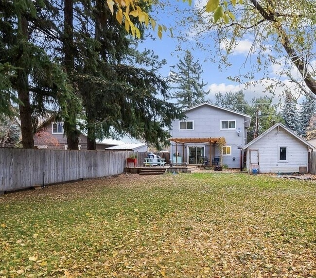 Photo - 104 W 12th Ave