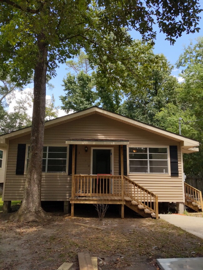 Building Photo - 34099 Longleaf Ln Rental