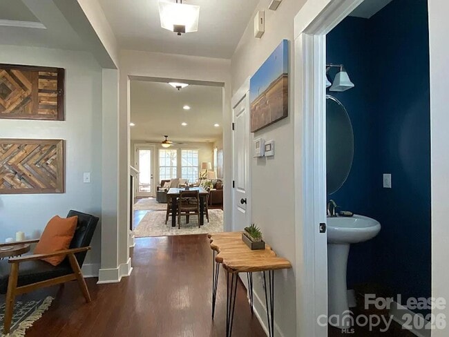 Photo - 2410 Woodward Ave