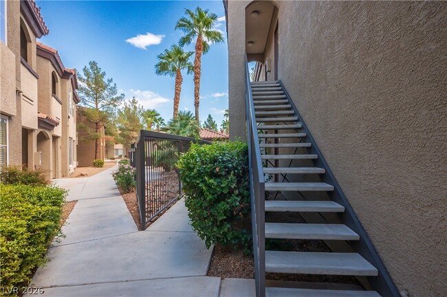 Building Photo - 9000 S Las Vegas Blvd Unit 2248