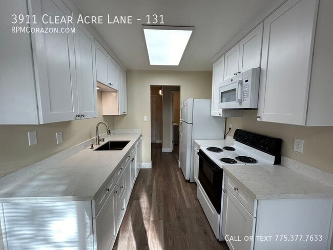 Photo - 3911 Clear Acre Ln