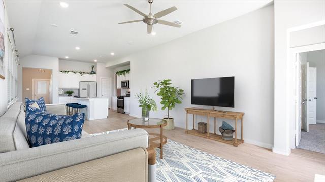 Photo - 4712 Hunter Hurst Dr