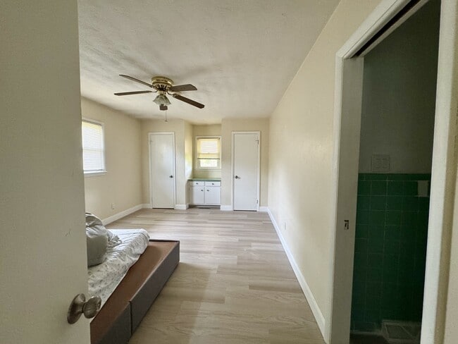 Photo - 20 Sandra Dr