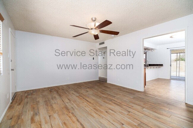 Photo - 1705 N Camellia St