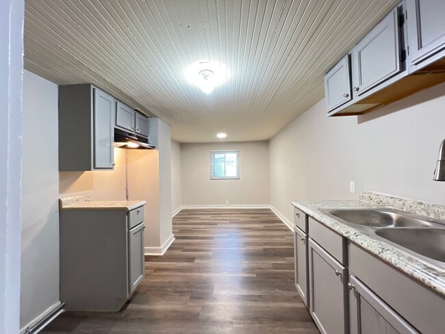 Photo - 1548 Lingo St Unit 3