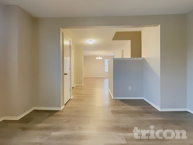 Photo - 1113 Beeblossom Dr