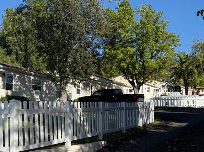 Photo - 10530 Hillhaven Ave Unidad 1