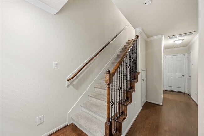 Photo - 6363 Fairdale Ln