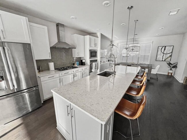 Photo - 20454 Taft Terrace