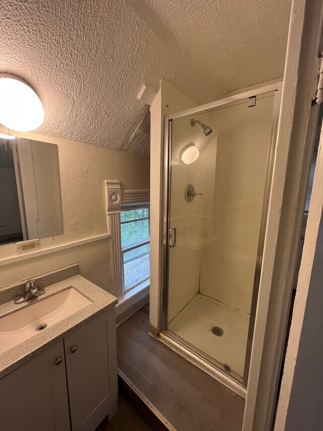 Photo - 1427 20th Ave Unit #2