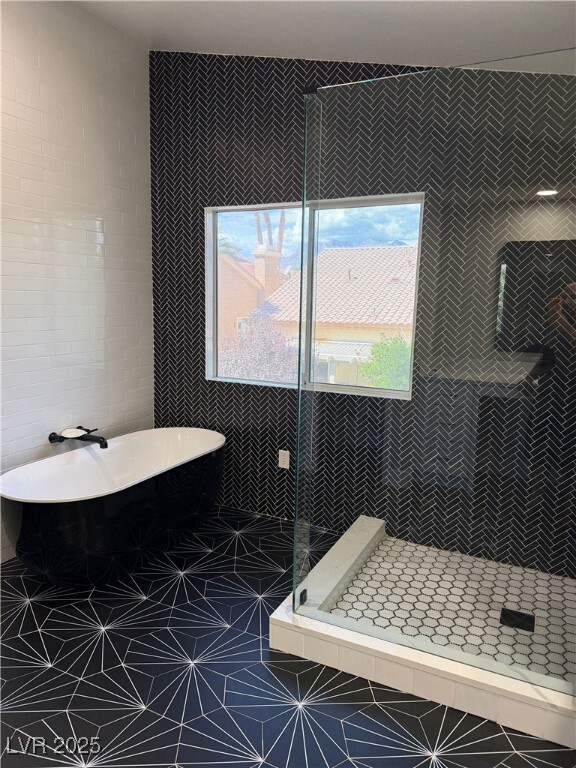 Building Photo - 2133 Hillsgate St