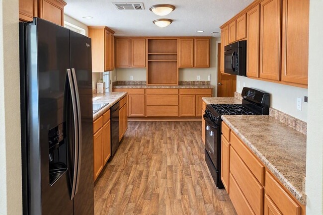 Fabulous Kitchen with plenty of space!