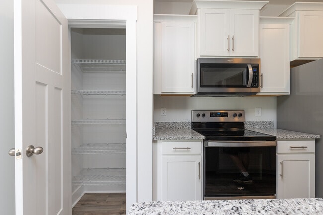 3 habitaciones, 2,5 baños, 148,5 m2, cocina / - The Townes at Clairbrook