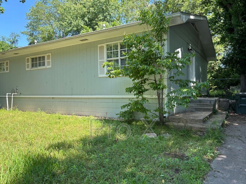 6450-6462 W Nicole Ln - 6450-6462 W Nicole Ln