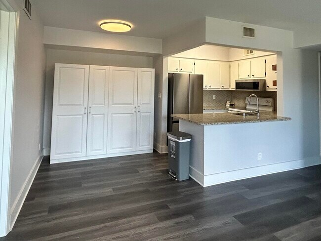 Photo - 7154 Golf Colony Ct
