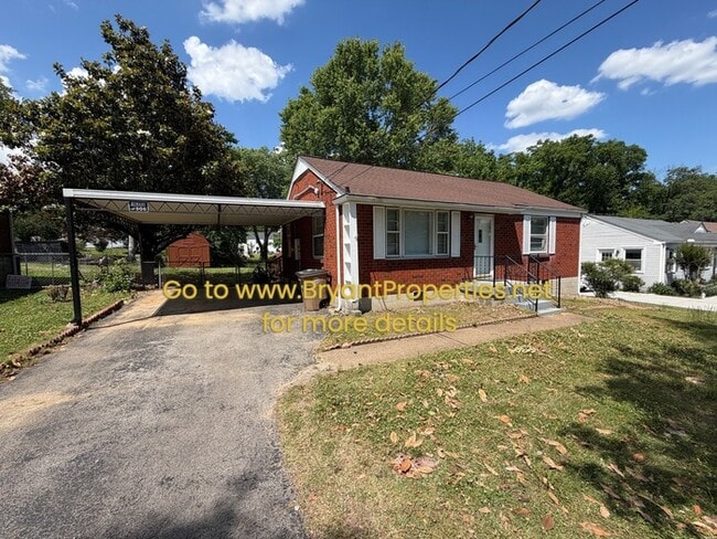Photo - 2914 Lakeland Dr