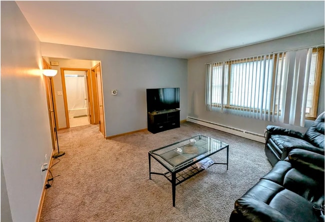 Building Photo - 7228 38th Pl