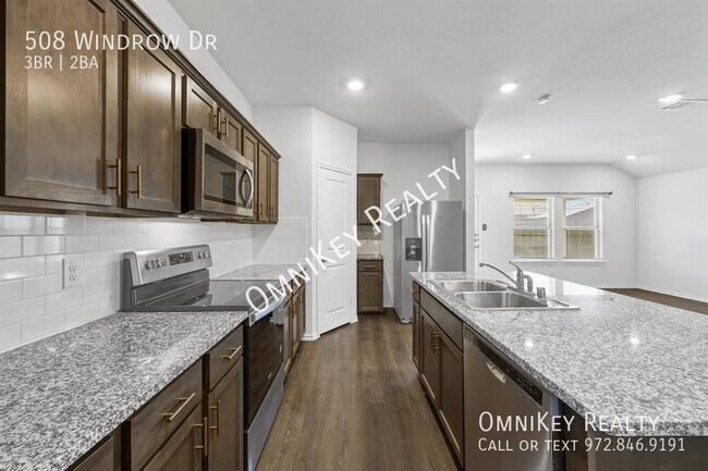 Photo - 508 Windrow Dr