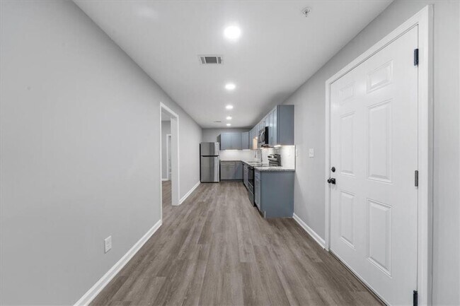 Photo - 5399 Northland Dr NE Unit 1