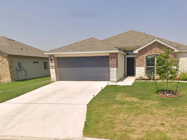 Photo - 1250 Lakeway Crossing Dr House