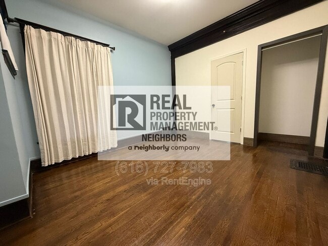 Photo - 216 Lafayette Ave NE Unit E